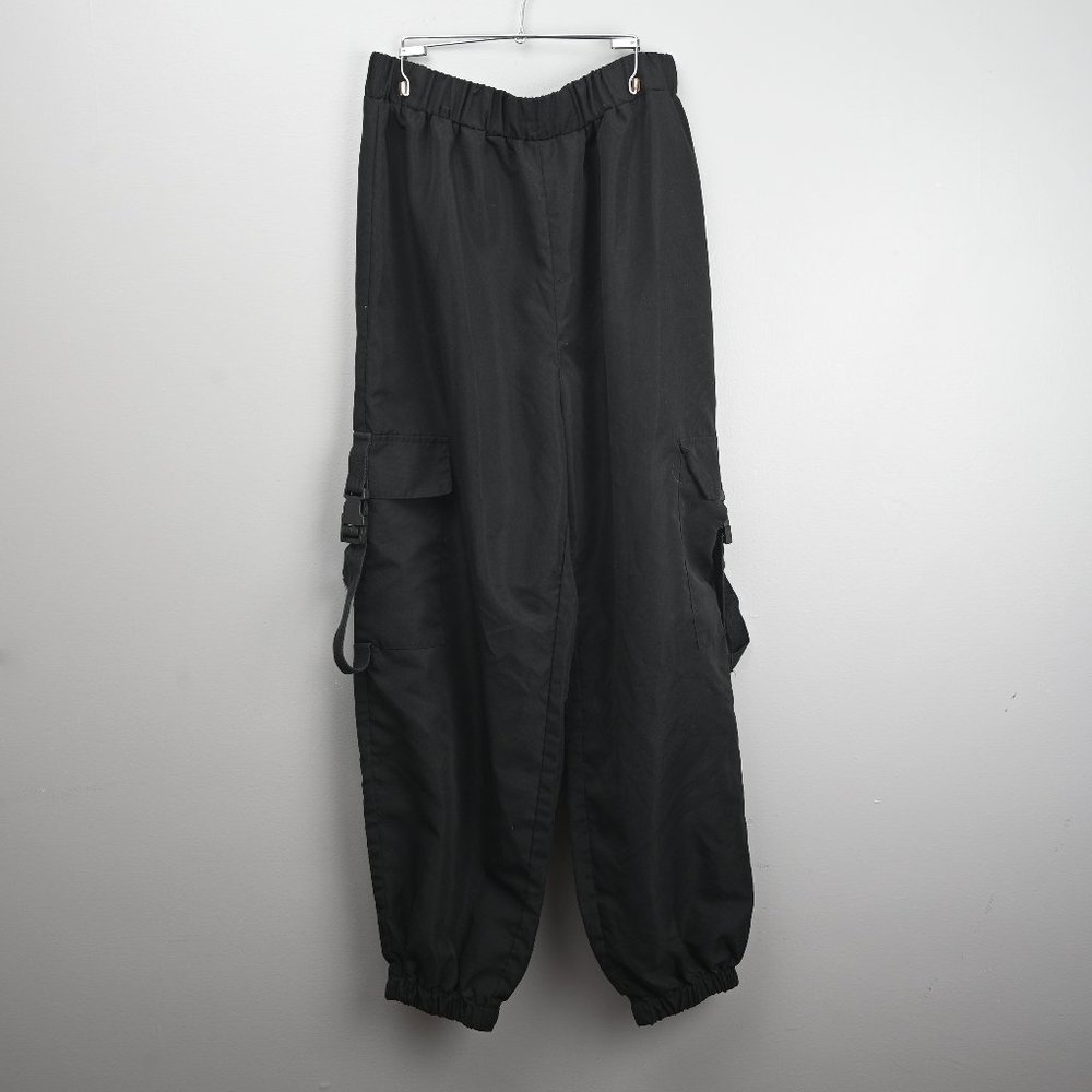 Black Unisex Athletic Cargo Pants - XL - Contemporary Fit / Elastic Waist Cuffs